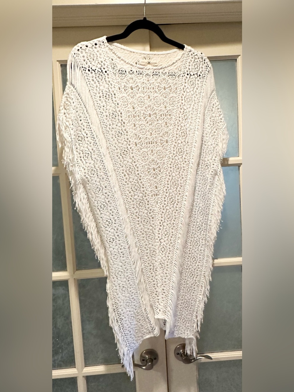 Night Cap Clothing White Crochet Fringe Poncho Size 2 Swim Cover Up